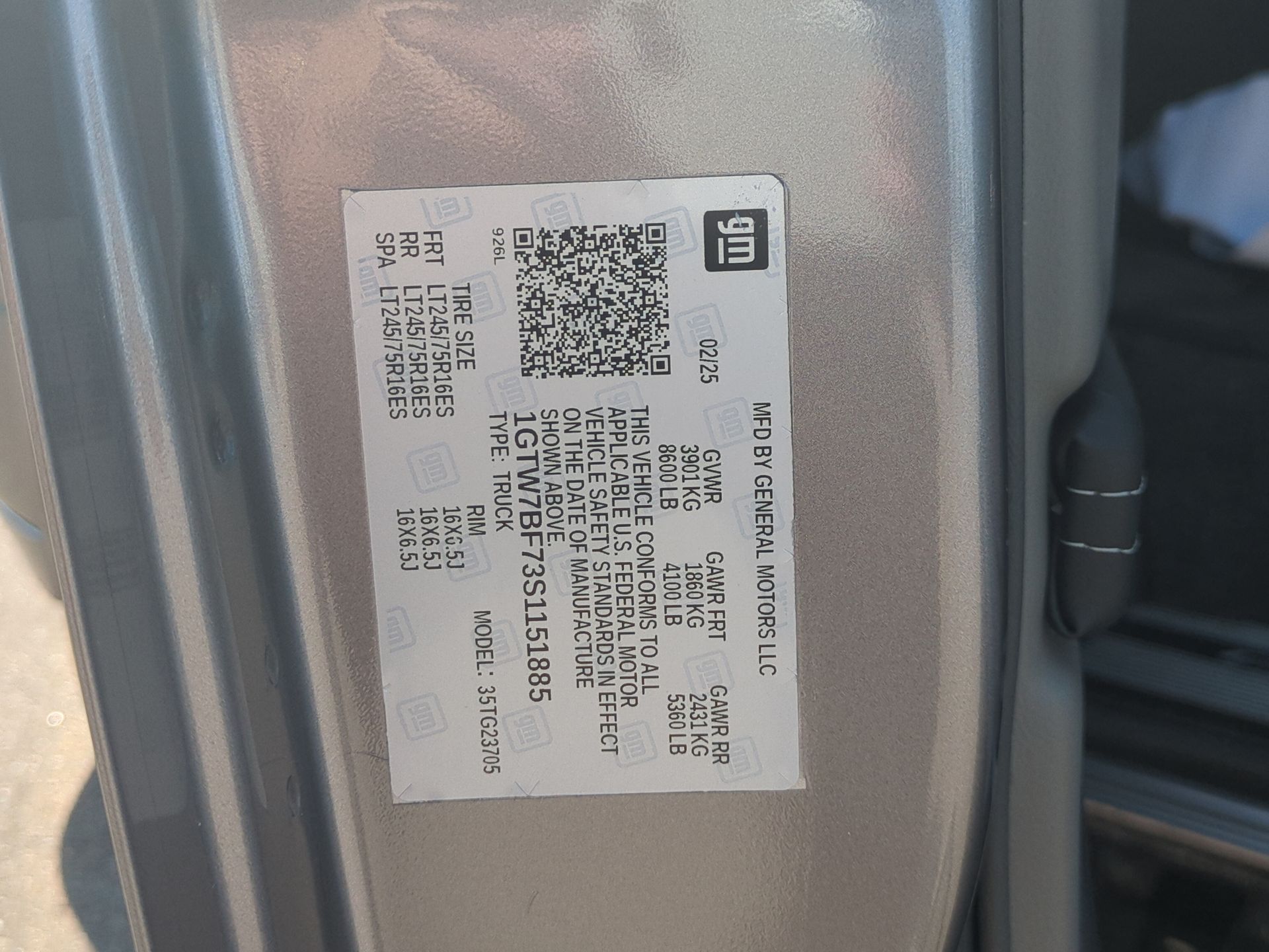 2025 GMC Savana Cargo Work Van