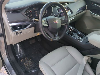2023 Cadillac XT4 Luxury