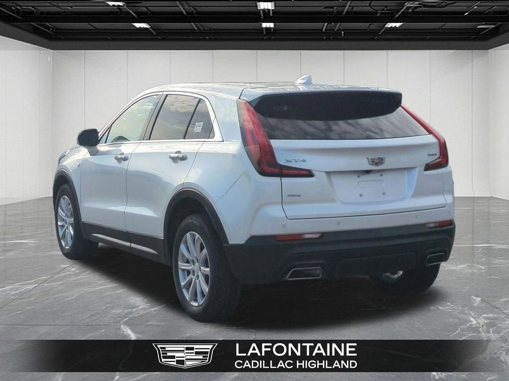 2023 Cadillac XT4 Luxury