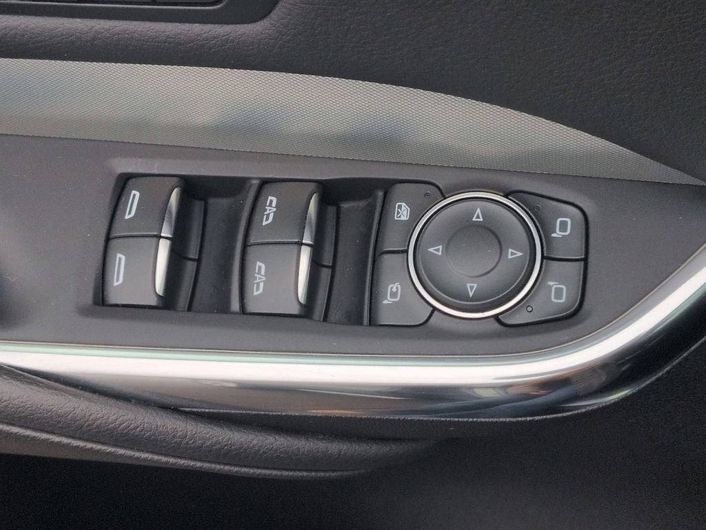 2023 Cadillac XT4 FWD Premium Luxury