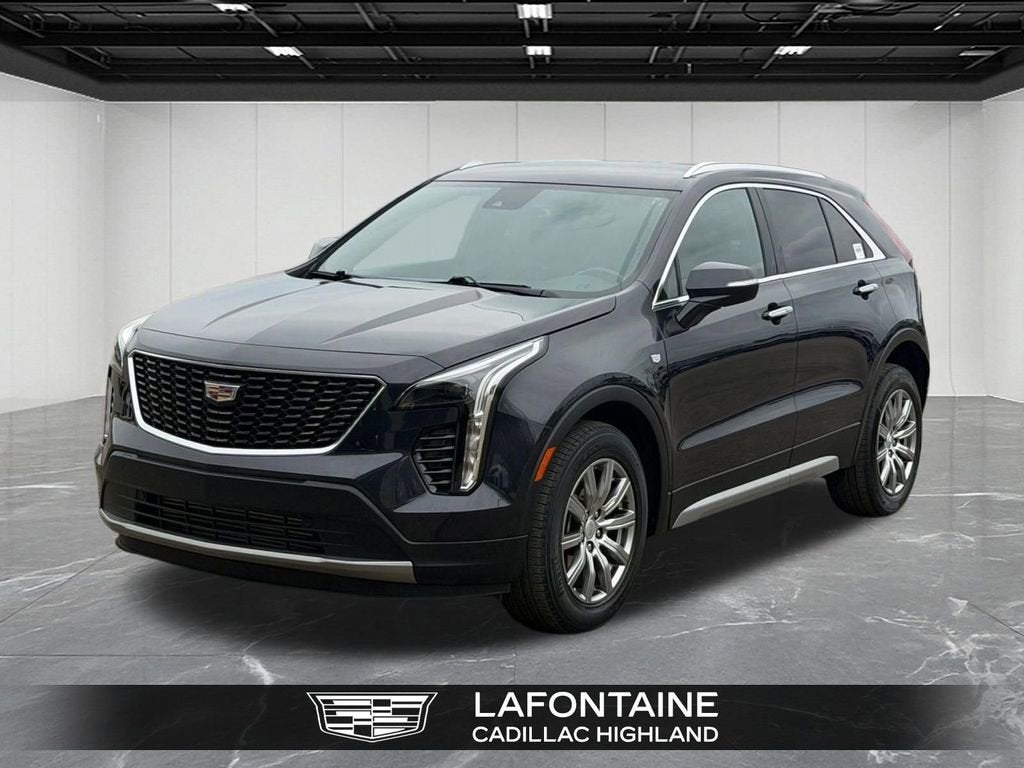 2023 Cadillac XT4 Premium Luxury