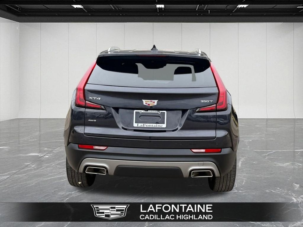 2023 Cadillac XT4 Premium Luxury