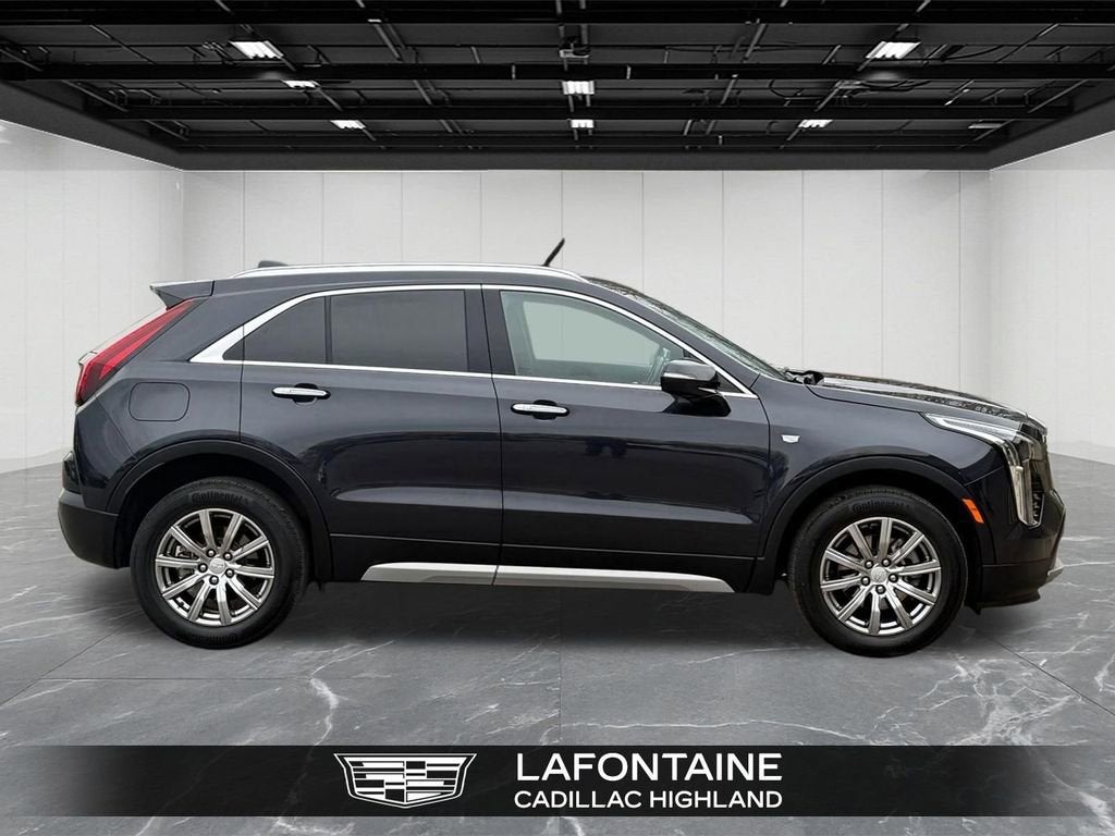 2023 Cadillac XT4 Premium Luxury