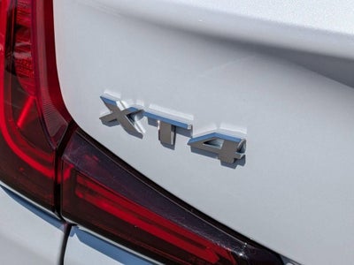 2024 Cadillac XT4 Premium Luxury
