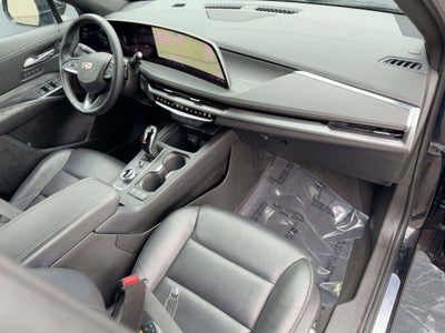 2025 Cadillac XT4 Premium Luxury