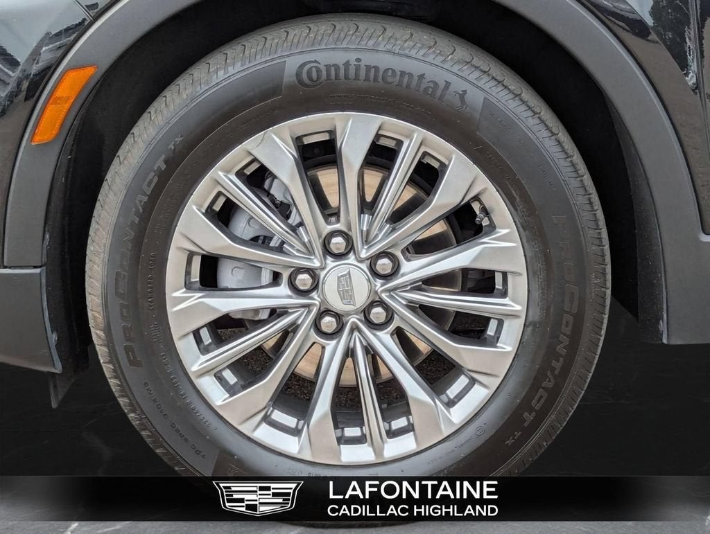 2024 Cadillac XT4 Premium Luxury