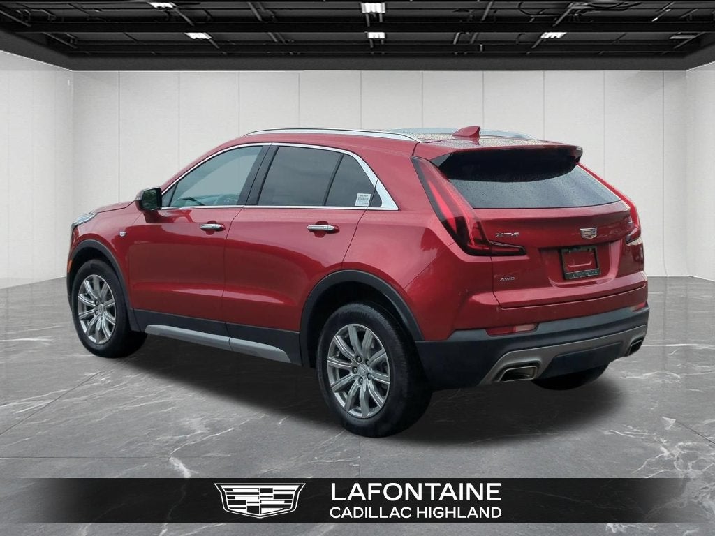 2023 Cadillac XT4 Premium Luxury