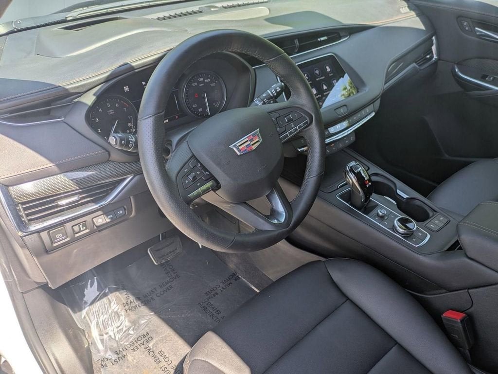 2023 Cadillac XT4 Sport