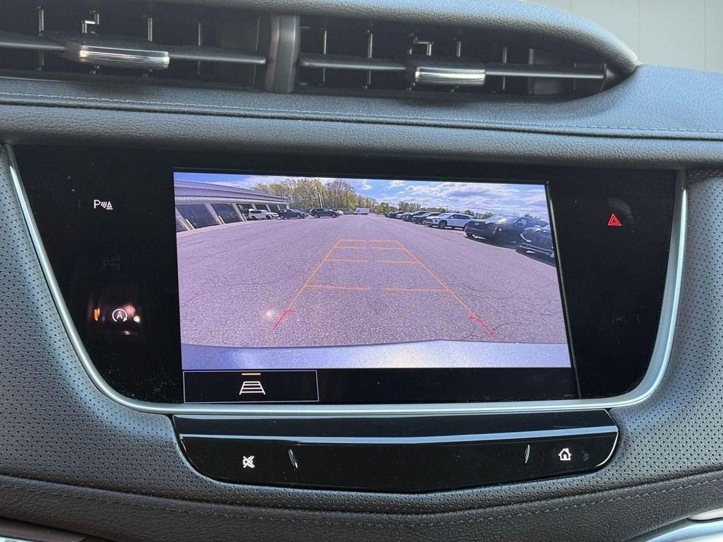 2023 Cadillac XT5 Luxury