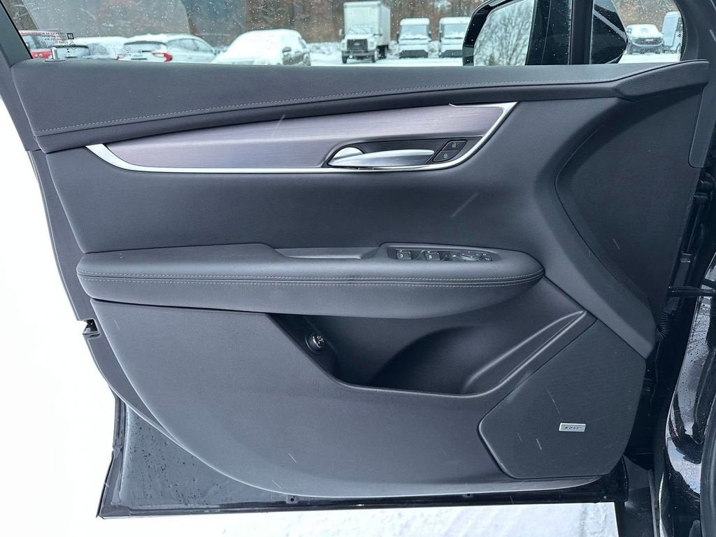 2023 Cadillac XT5 Luxury