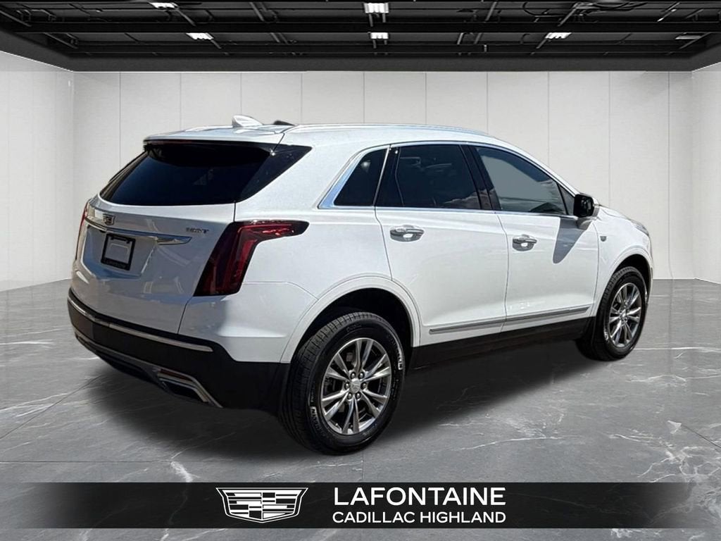 2023 Cadillac XT5 Premium Luxury