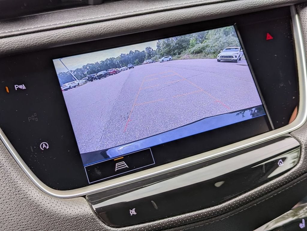2022 Cadillac XT5 AWD Premium Luxury