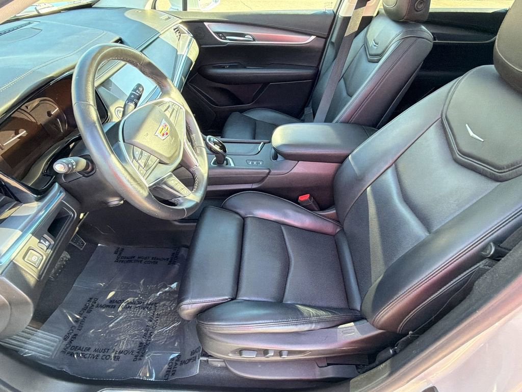 2017 Cadillac XT5 Luxury AWD
