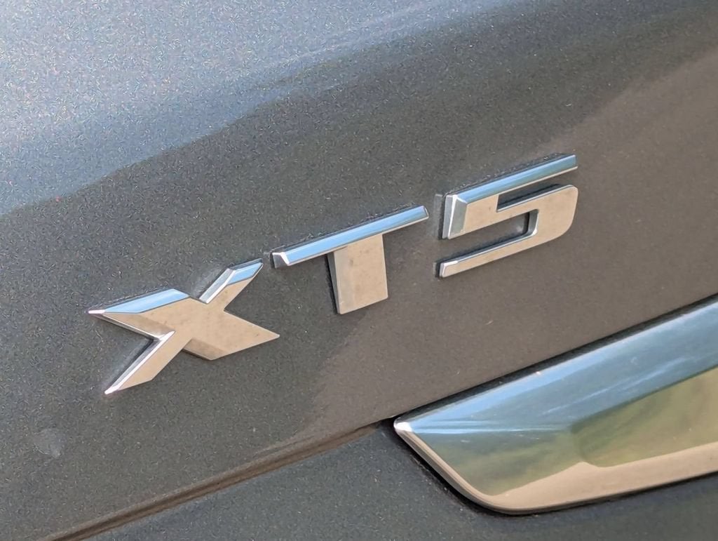 2021 Cadillac XT5 AWD Premium Luxury