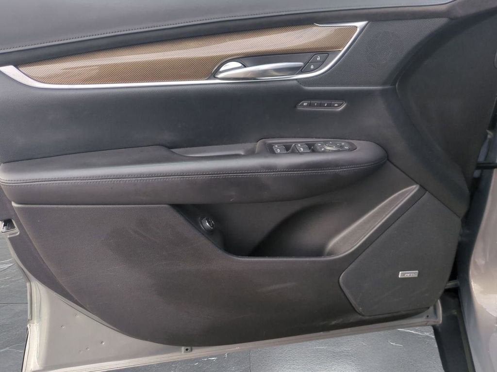 2017 Cadillac XT5 Platinum AWD