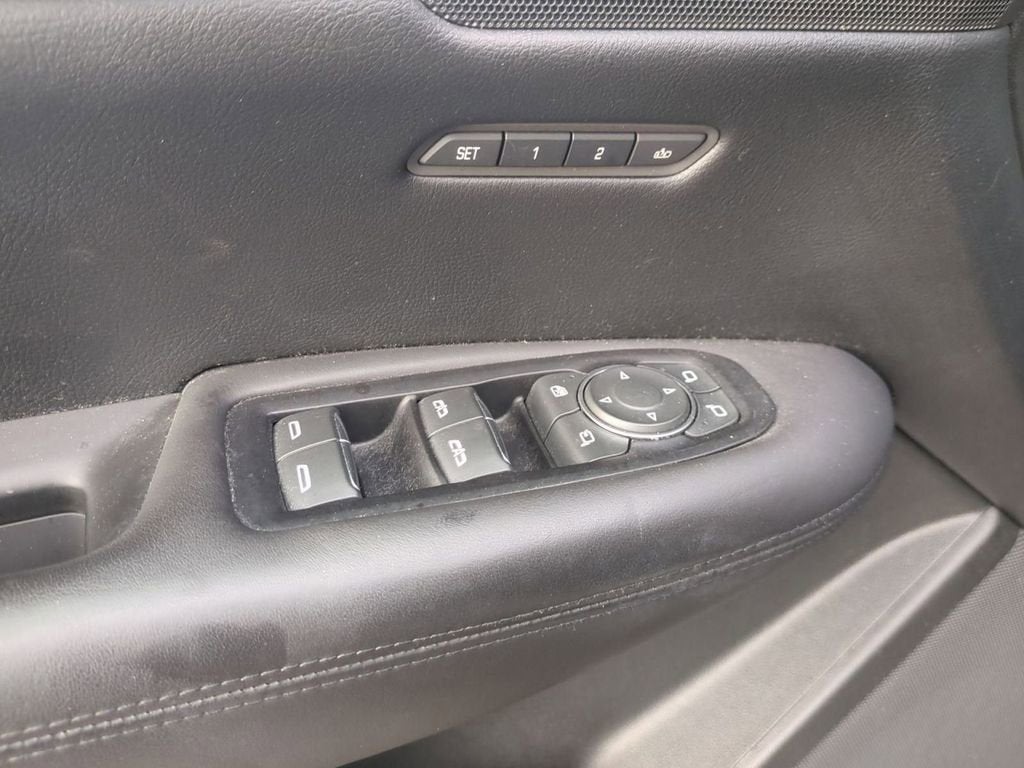 2017 Cadillac XT5 Platinum AWD