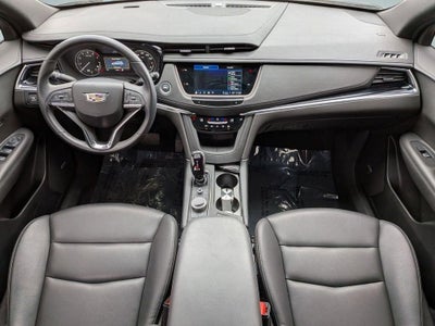 2025 Cadillac XT6 Luxury