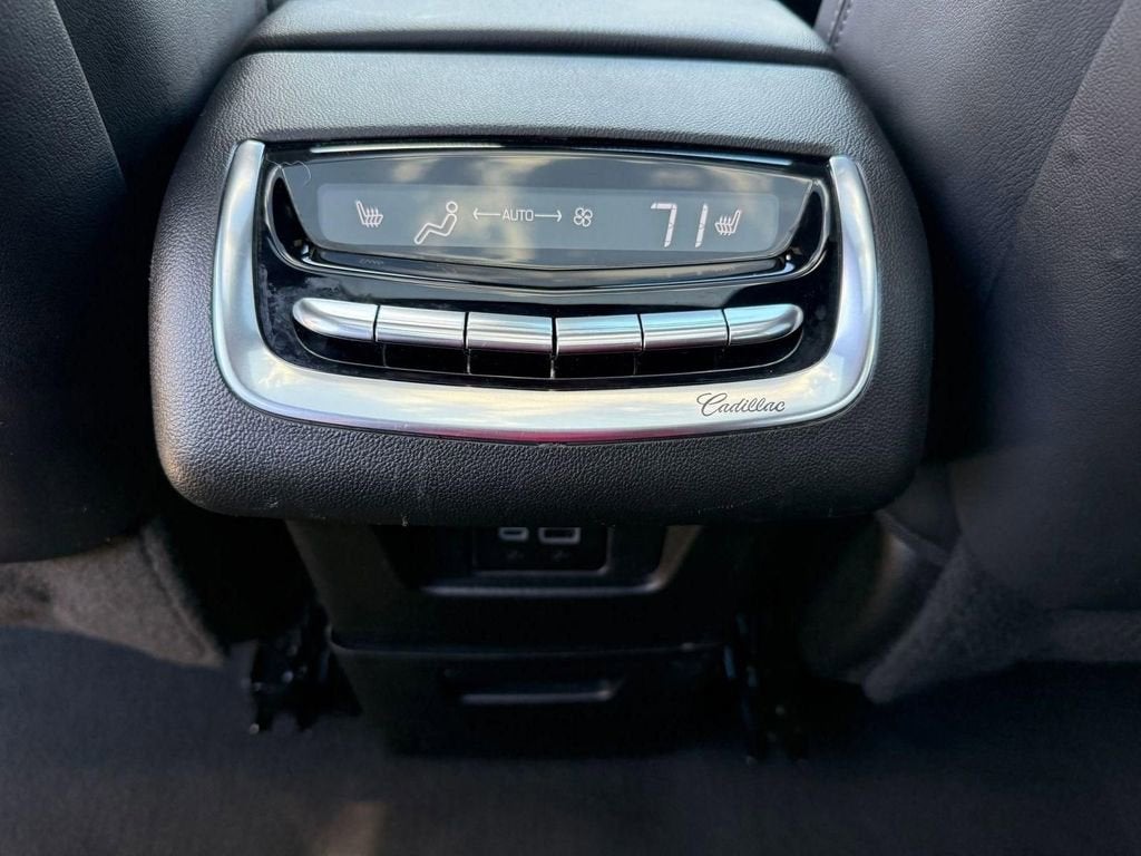 2023 Cadillac XT6 Sport