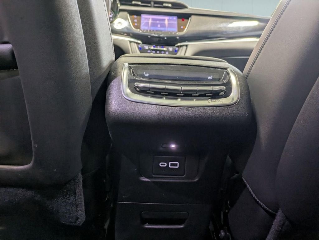 2024 Cadillac XT6 Sport