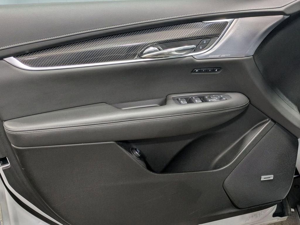 2024 Cadillac XT6 Sport