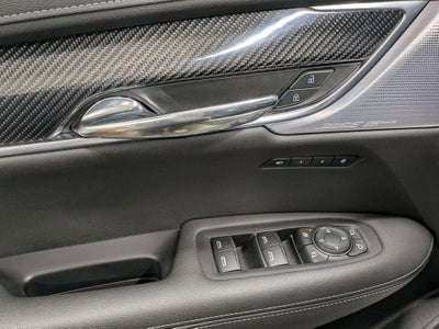 2024 Cadillac XT6 Sport