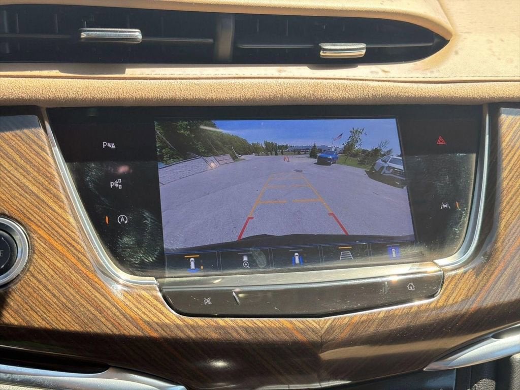 2025 Cadillac XT6 Sport
