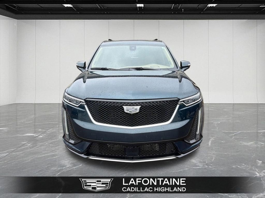 2025 Cadillac XT6 Sport