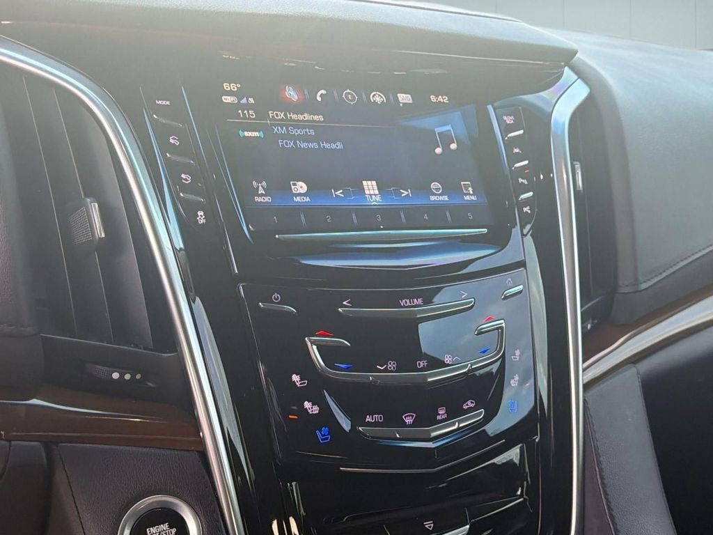 2019 Cadillac Escalade Luxury