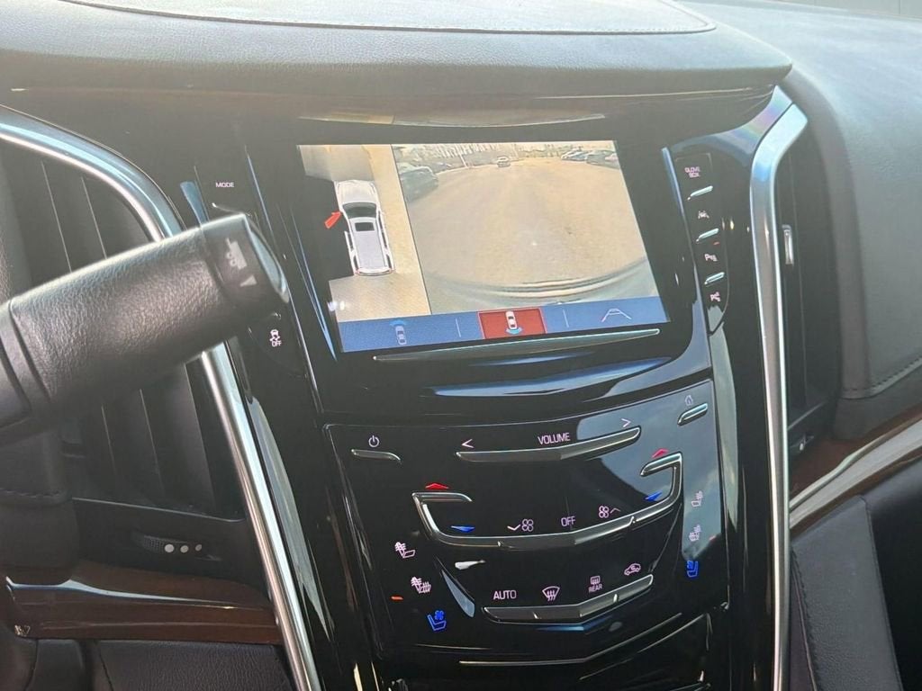 2019 Cadillac Escalade Luxury