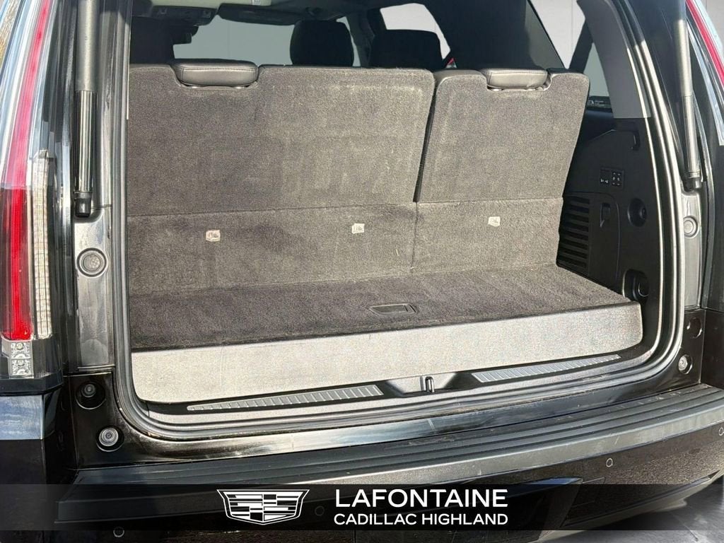 2019 Cadillac Escalade Luxury