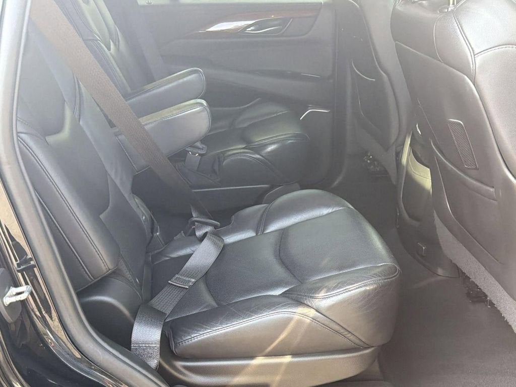 2019 Cadillac Escalade Luxury