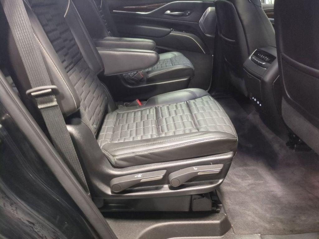 2022 Cadillac Escalade Sport Platinum