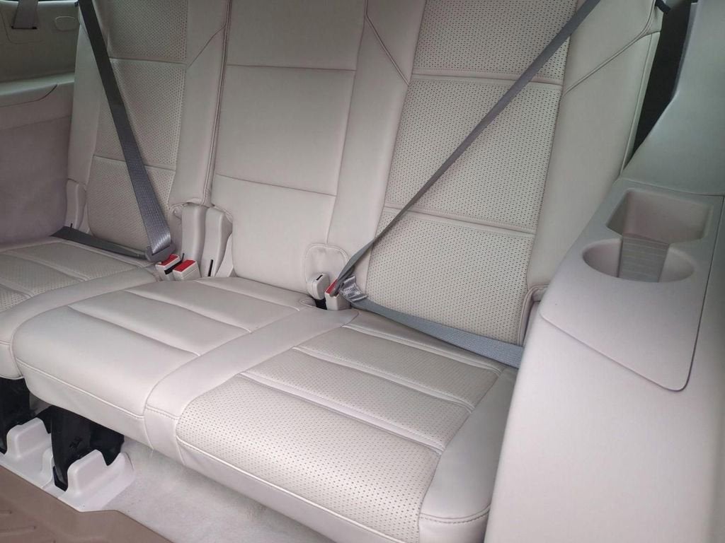 2023 Cadillac Escalade ESV Premium Luxury Platinum