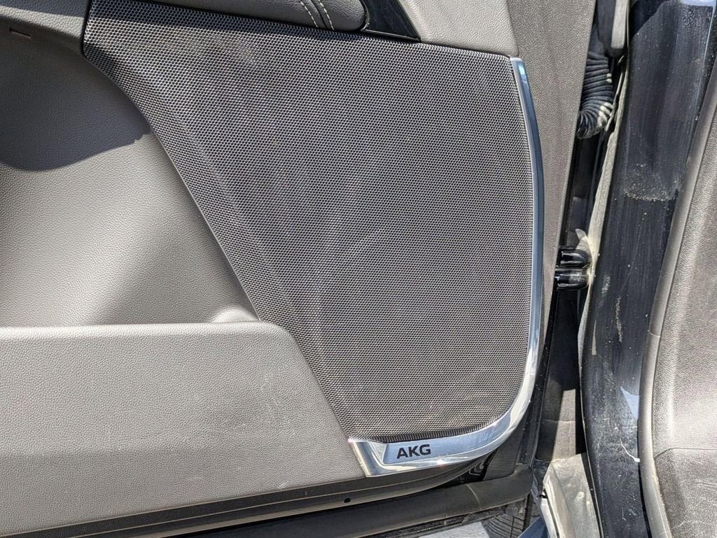 2025 Cadillac Escalade Luxury