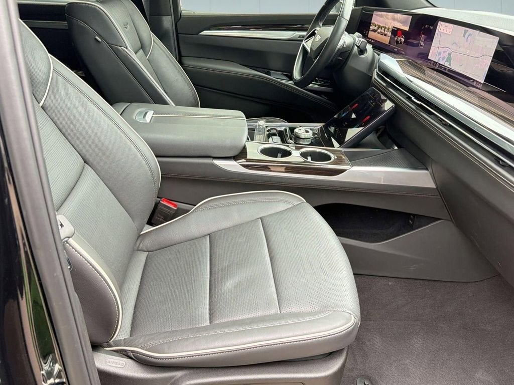 2025 Cadillac Escalade Premium Luxury