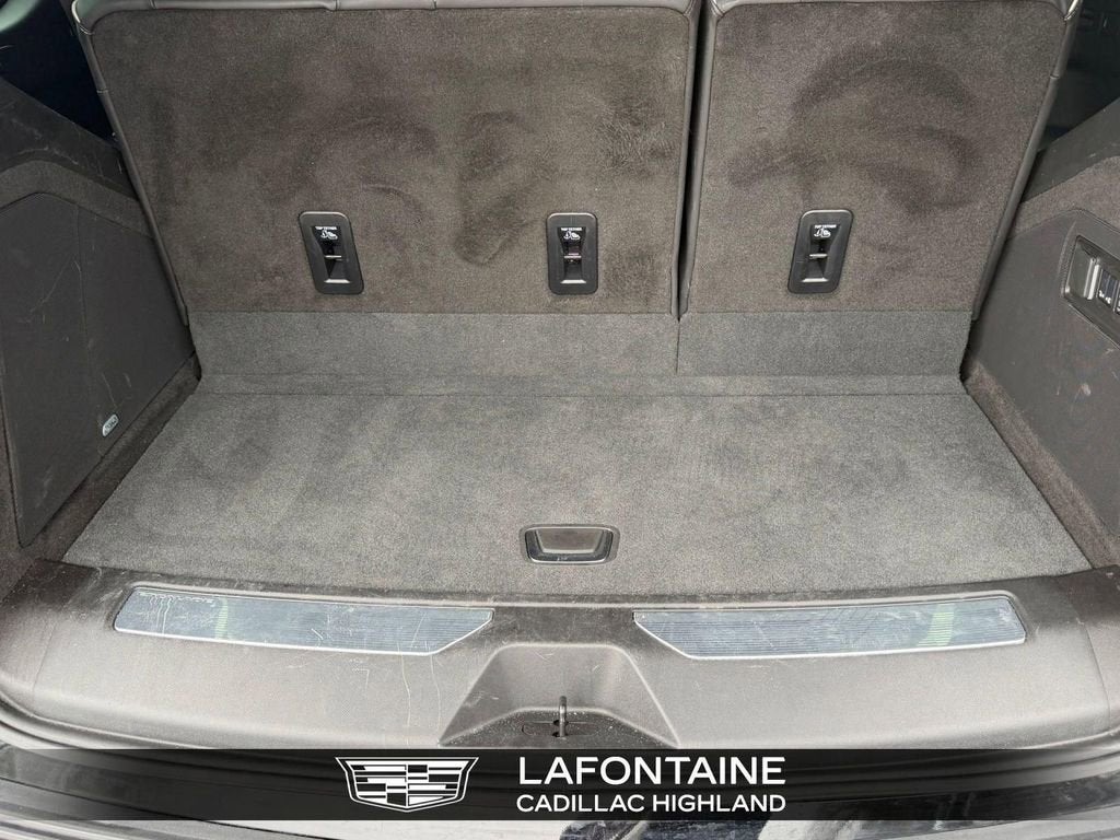 2025 Cadillac Escalade Sport