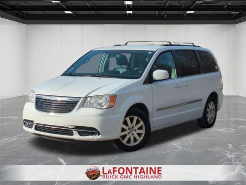 2014 Chrysler Town & Country Touring