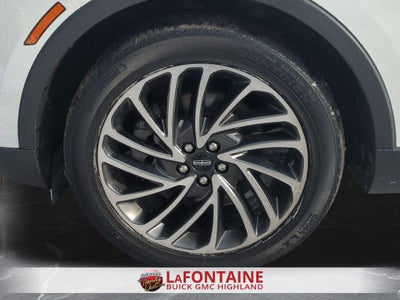 2020 Lincoln Nautilus Reserve