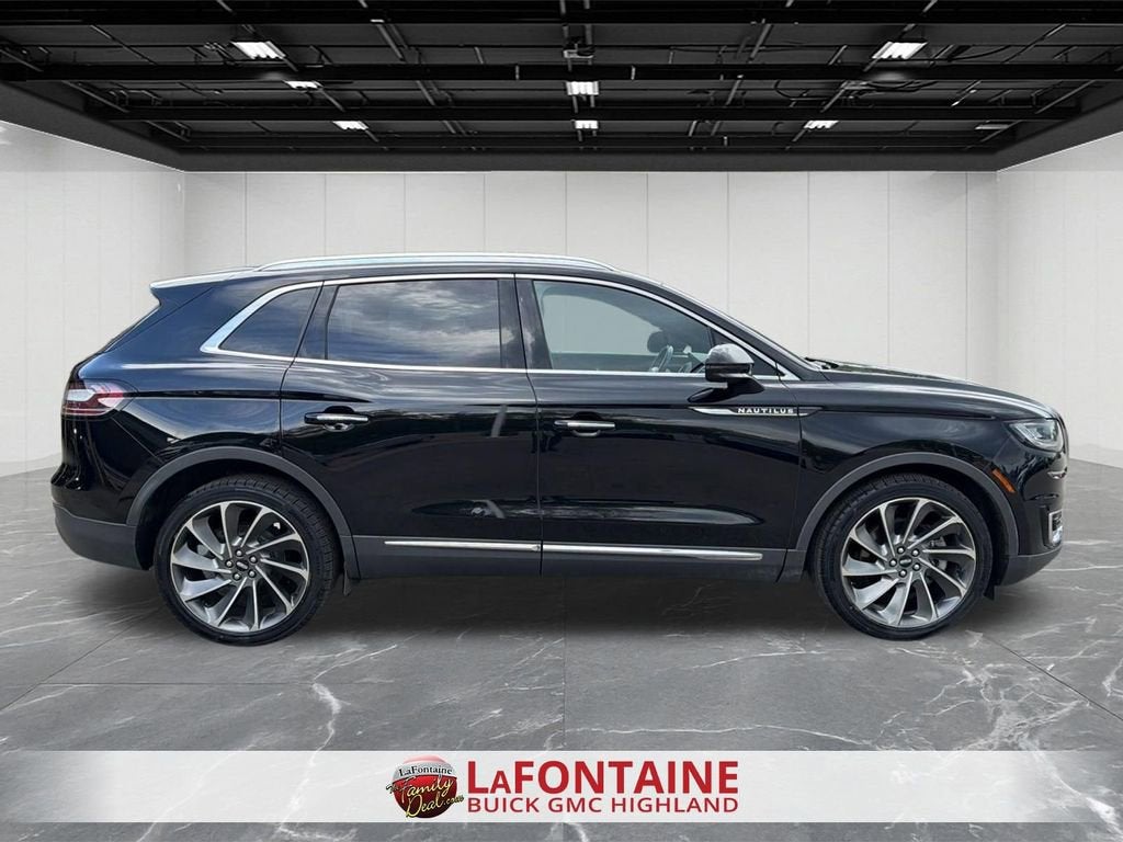2019 Lincoln Nautilus Reserve