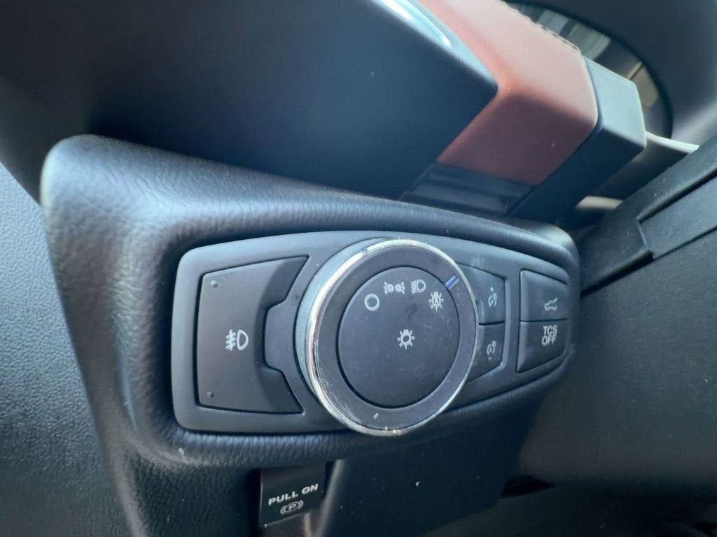 2019 Lincoln Nautilus Black Label