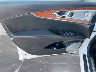 2019 Lincoln Nautilus Black Label