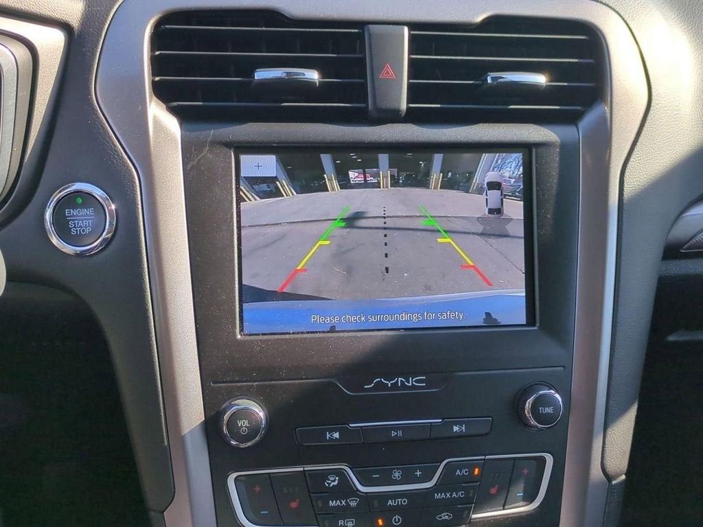 2020 Ford Fusion SE