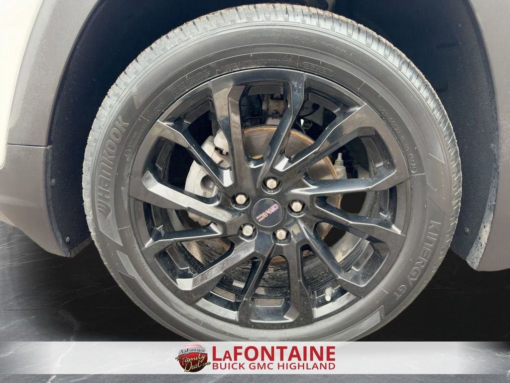 2023 GMC Terrain SLE