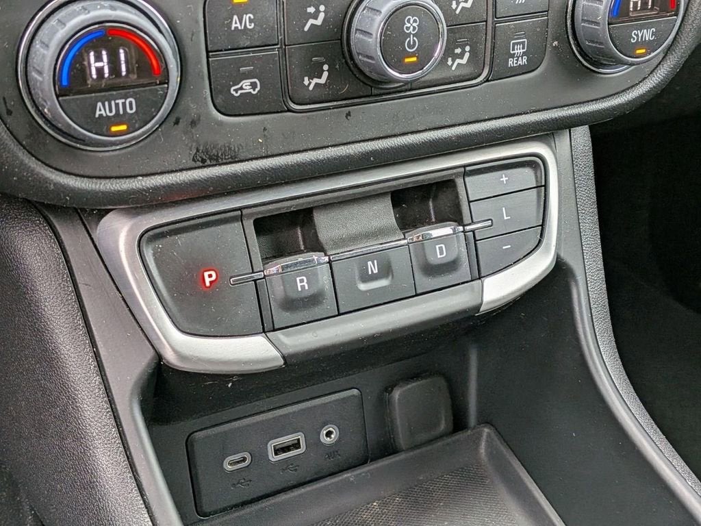 2023 GMC Terrain SLE