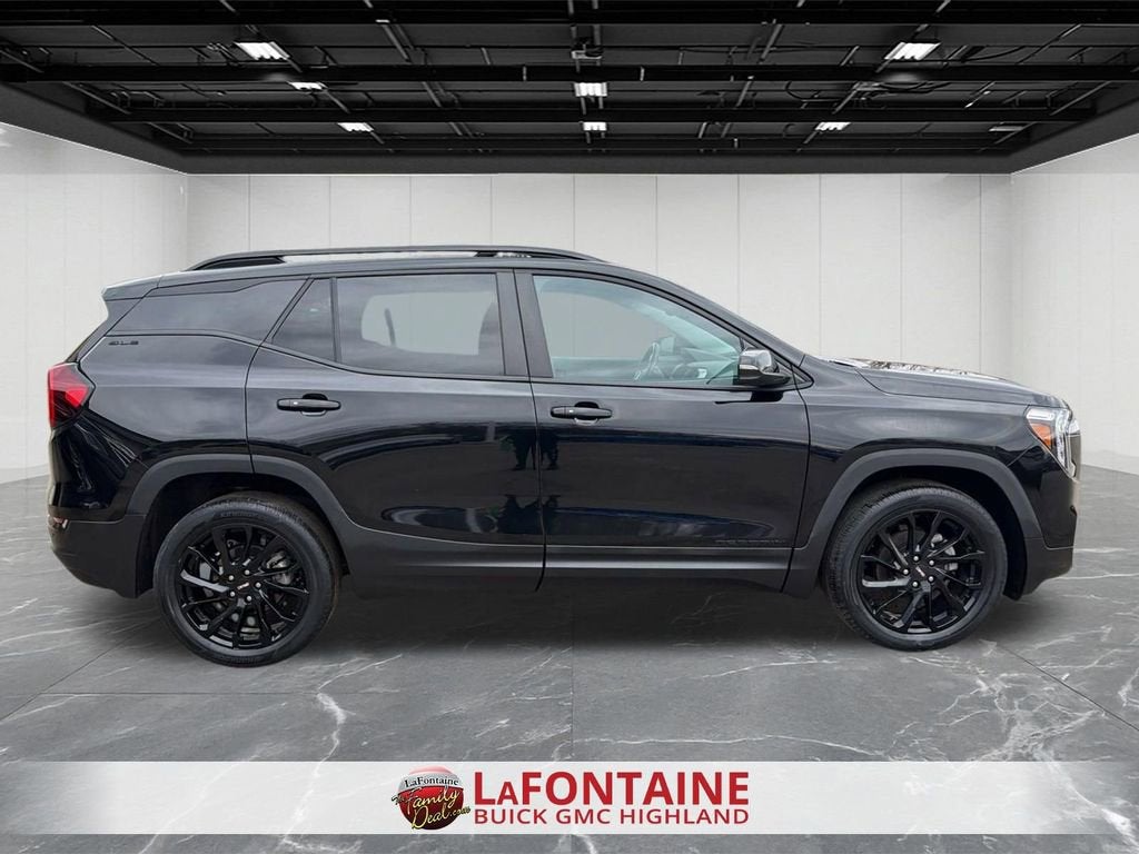 2023 GMC Terrain SLE
