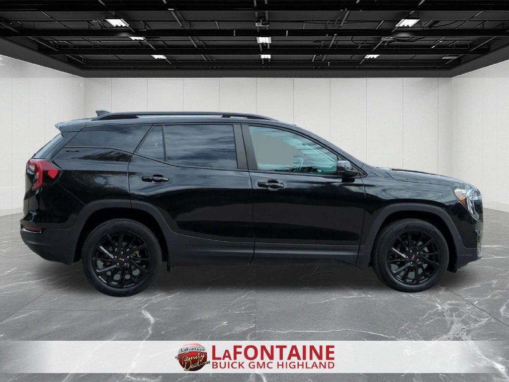 2023 GMC Terrain SLE