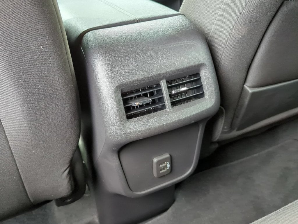 2023 GMC Terrain SLE - Photo 21