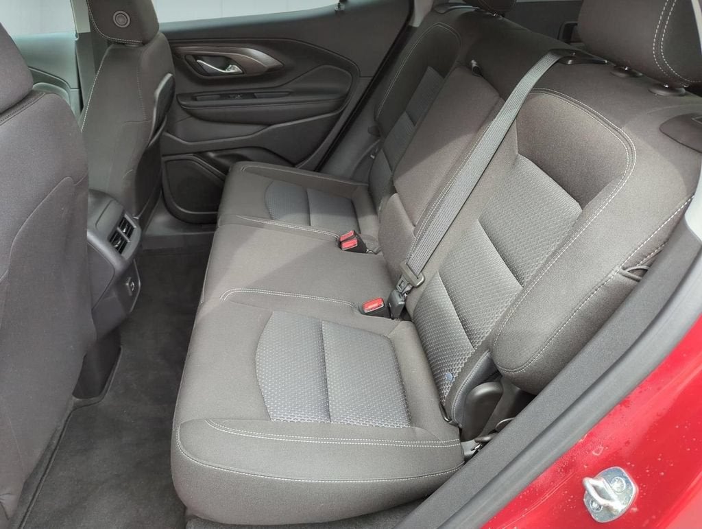2023 GMC Terrain SLE - Photo 25