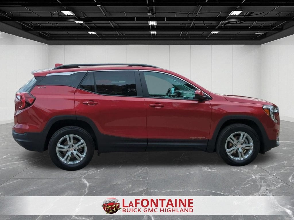 2023 GMC Terrain SLE - Photo 9