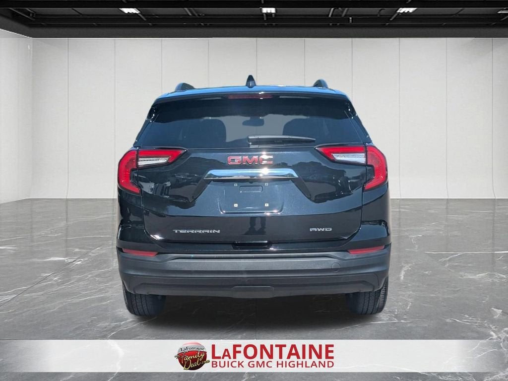 2023 GMC Terrain SLE